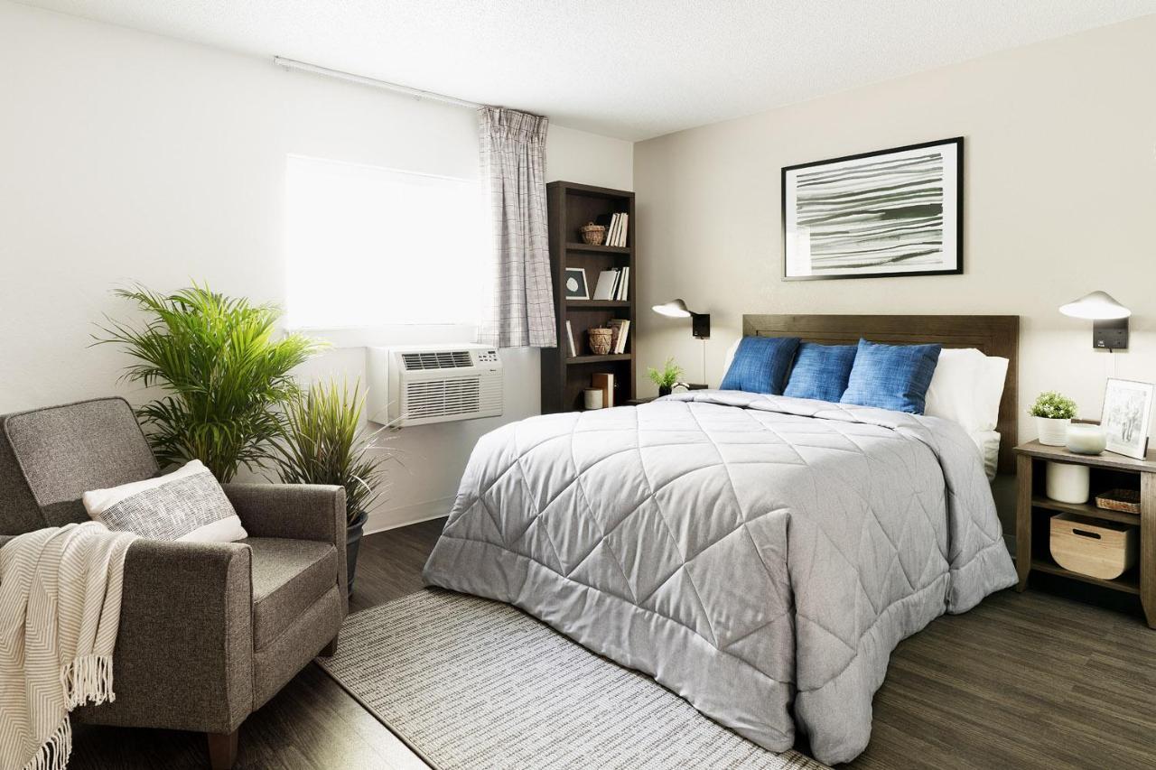 Intown Suites Extended Stay Dallas Tx - Норт Ричланд Хилс Екстериор снимка